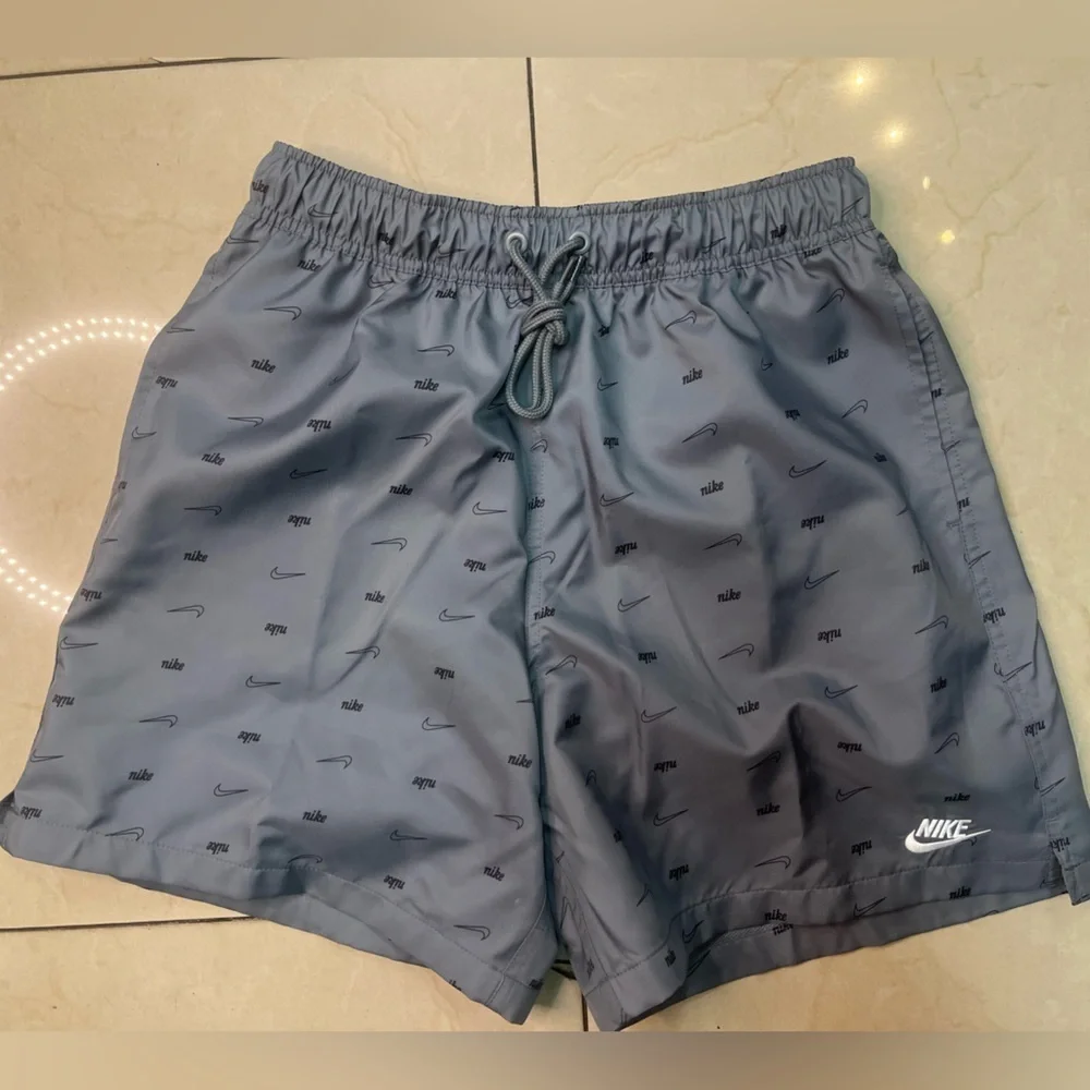 Sz Various Nike Men's Club Woven Allover Print CTB Flow Shorts
